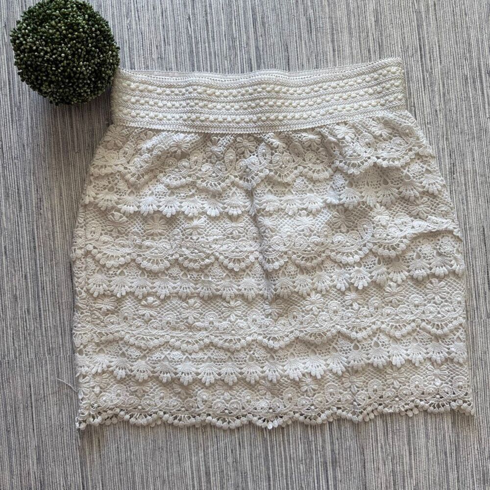 Jolt Ivory Crochet Lace Tiered Mini Skirt Cream Boho Y2K Medium